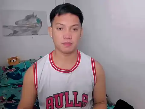 xSebastian19 online show from 04/25/26, 06:49