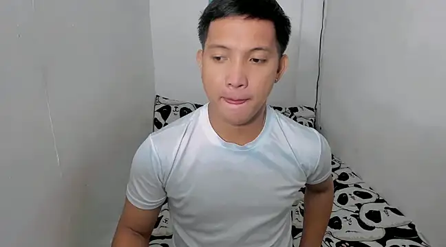 xSebastian19 online show from 01/03/25, 11:01