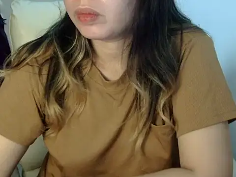    zurIII09  online show from 10/05/25, 04:20