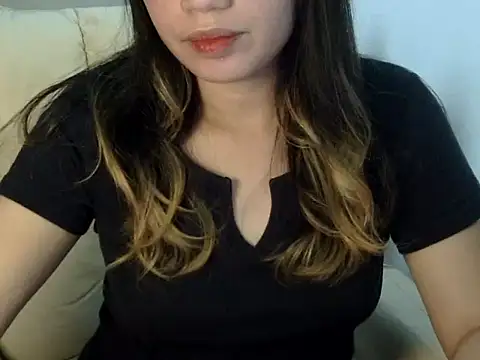    zurIII09  online show from 10/02/25, 10:29