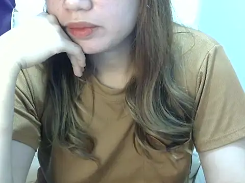    zurIII09  online show from 01/15/26, 08:18