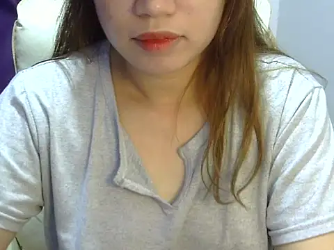    zurIII09  online show from 04/12/26, 08:06