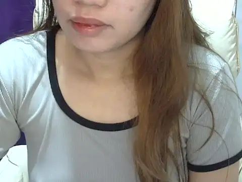    zurIII09  online show from 05/13/26, 10:39