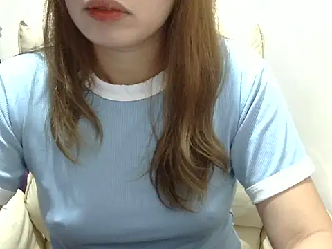    zurIII09  online show from 11/30/25, 12:28