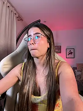 Snapshot of Stormiie777 chatting on 03/03/26, 02:07 Stormiie777 online show from 03/03/26, 02:07