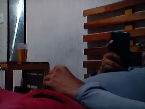 Snapshot of Chiquitopapa69 chatting on 02/07/25, 05:41 Chiquitopapa69 online show from 02/07/25, 05:41