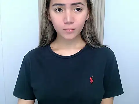 Snapshot of Martha_pookerxxx chatting on 03/27/26, 12:28 Martha pookerxxx online show from 03/27/26, 12:28