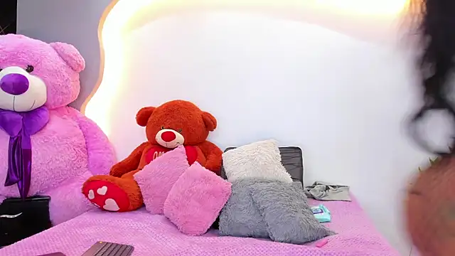 HeidyWillss online show from 07/09/26, 07:24