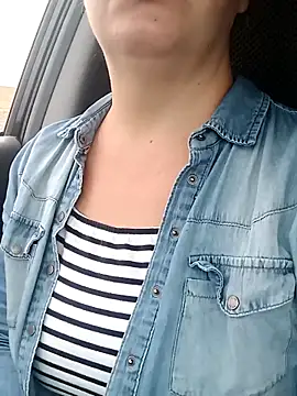 Saysomething3 online show from 10/06/25, 08:37