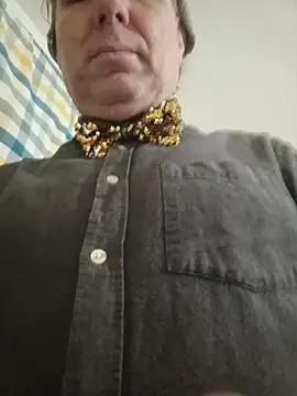 Snapshot of Saysomething3 chatting on 01/08/26, 05:35 Saysomething3 online show from 01/08/26, 05:35