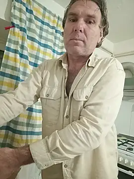 Snapshot of Saysomething3 chatting on 12/20/25, 03:20 Saysomething3 online show from 12/20/25, 03:20