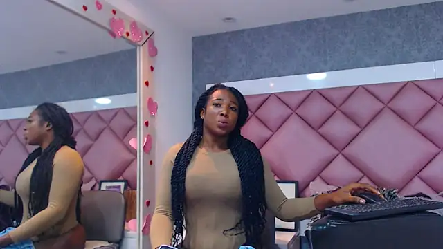 DanielaDuff online show from 03/11/26, 07:19