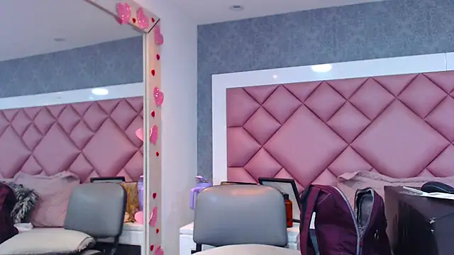 DanielaDuff online show from 02/06/26, 07:43