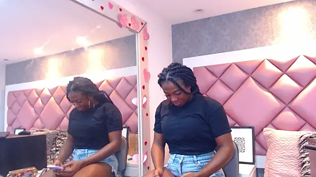 DanielaDuff online show from 03/03/26, 07:43