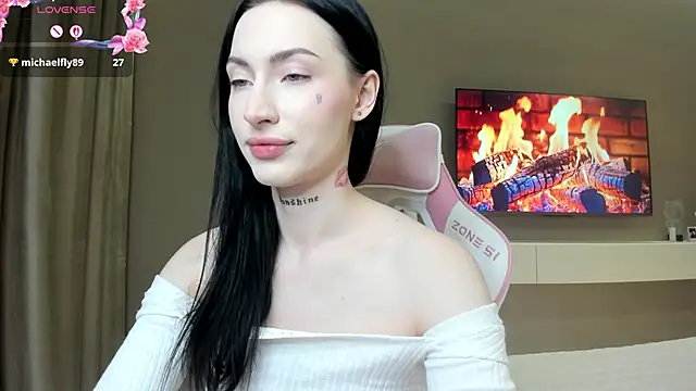 Snapshot of JenniferQueen11 chatting on 01/08/26, 04:13 JenniferQueen11 online show from 01/08/26, 04:13