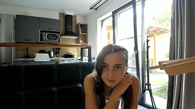 Snapshot of ElizSweet chatting on 09/28/25, 12:01 ElizSweet online show from 09/28/25, 12:01