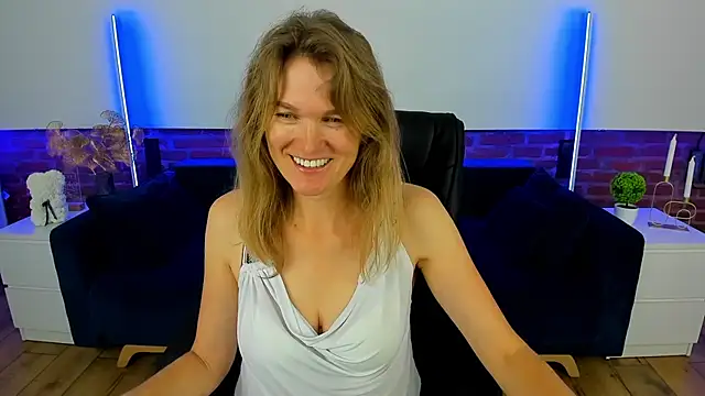 Snapshot of Anabell_xxx chatting on 09/28/25, 05:58 Anabell xxx online show from 09/28/25, 05:58