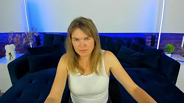 Snapshot of Anabell_xxx chatting on 10/02/25, 06:33 Anabell xxx online show from 10/02/25, 06:33