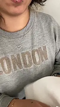 nenalayla online show from 02/11/26, 11:43