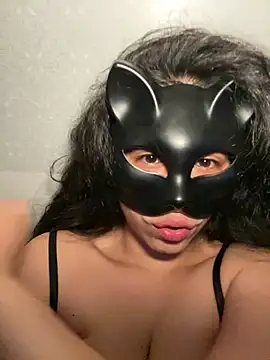 nenalayla online show from 02/06/25, 11:15