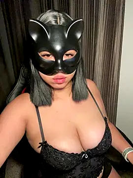 nenalayla online show from 09/30/25, 04:24