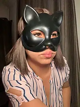 nenalayla online show from 09/18/25, 12:41