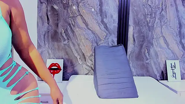 HellenJohansson online show from 12/05/25, 07:34