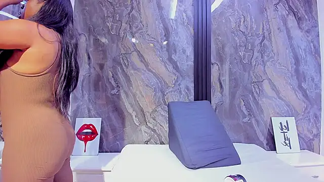 HellenJohansson online show from 11/21/25, 07:13