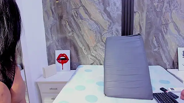 HellenJohansson online show from 11/12/25, 07:29