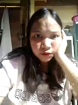 Snapshot of milkytitsmom4u chatting on 01/30/25, 05:49 milkytitsmom4u online show from 01/30/25, 05:49