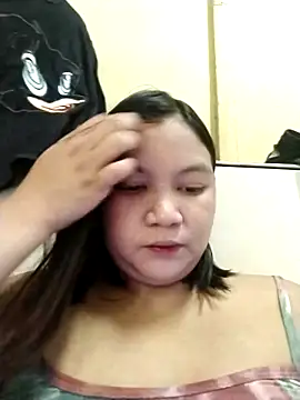 Snapshot of milkytitsmom4u chatting on 10/02/25, 01:31 milkytitsmom4u online show from 10/02/25, 01:31