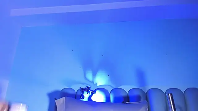 littless angel online show from 12/01/25, 04:24