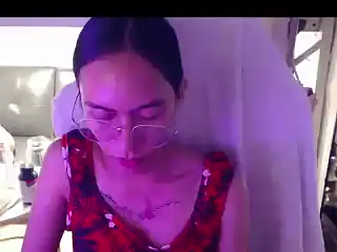 Snapshot of sexybigcockandtits chatting on 12/07/24, 08:11 sexybigcockandtits online show from 12/07/24, 08:11