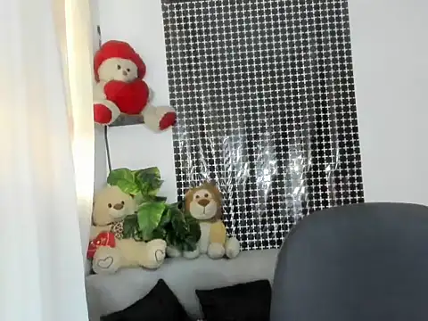 lorenitabella online show from 12/02/25, 08:54