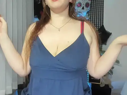 lorenitabella online show from 10/14/25, 08:37