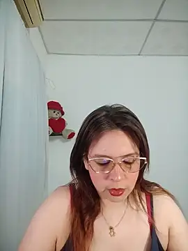 lorenitabella online show from 06/19/26, 08:09
