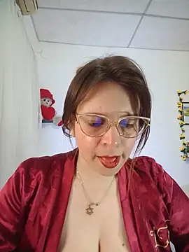 lorenitabella online show from 06/16/26, 08:58