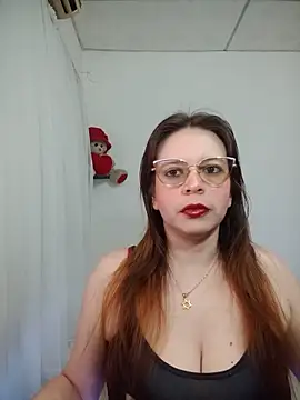 lorenitabella online show from 06/03/26, 08:48