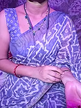 XBHUUME online show from 10/08/25, 04:08