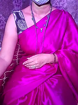 XBHUUME online show from 10/31/25, 04:25