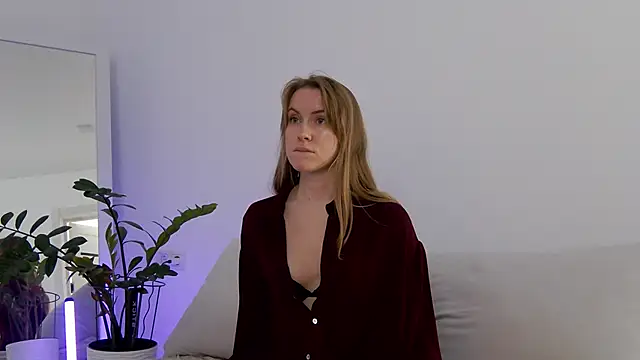 Fallinlove1 online show from 03/14/26, 12:44