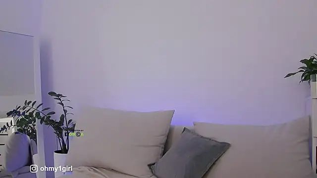 Fallinlove1 online show from 11/18/25, 11:24