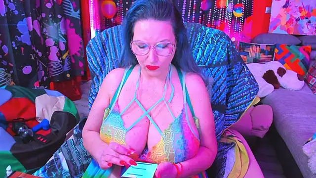 Snapshot of mature_lisa_naughty chatting on 03/01/25, 10:24 mature lisa naughty online show from 03/01/25, 10:24