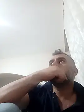 Snapshot of kevgir08 chatting on 06/19/26, 07:52 kevgir08 online show from 06/19/26, 07:52