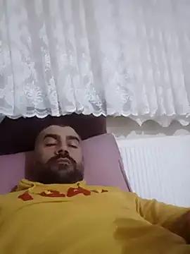 kevgir08 online show from 12/15/24, 09:42