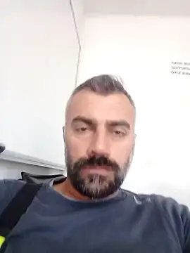 Snapshot of kevgir08 chatting on 06/26/26, 10:43 kevgir08 online show from 06/26/26, 10:43