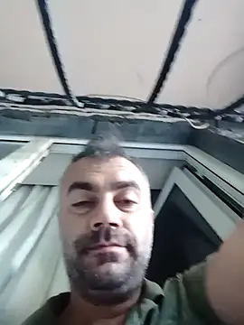 Snapshot of kevgir08 chatting on 08/02/26, 04:00 kevgir08 online show from 08/02/26, 04:00