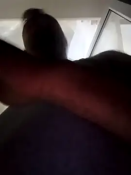 kevgir08 online show from 10/19/25, 11:18