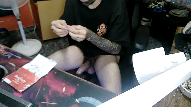 zorrito86 online show from 10/18/25, 05:04