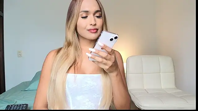 carminaurmommy online show from 12/17/24, 07:04